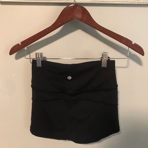 Lululemon In Movement shorts 2.5” Black size 4